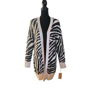YesLola NWT contemporary cozy animal print knit cardigan sweater size large